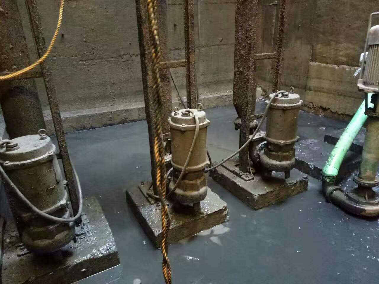 博白污水池清理